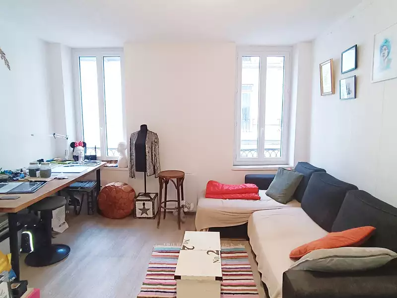 Immeuble, 331 m²
