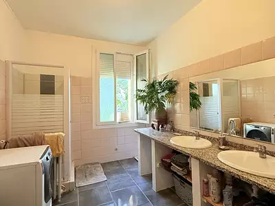 Maison, 203 m²