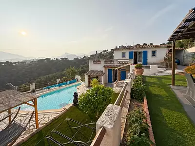 Maison, 170 m²