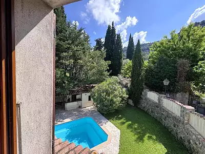 Maison, 185 m²
