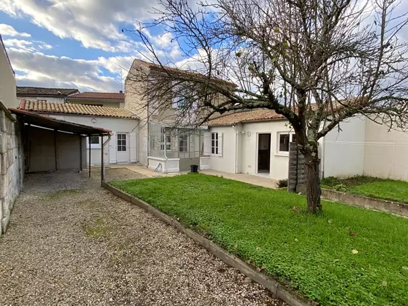 Maison, 75 m²