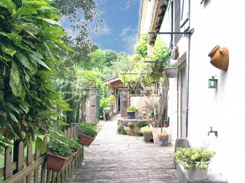 Maison, 230 m²