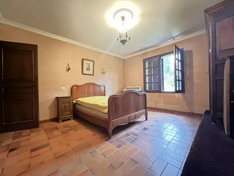 Maison, 240 m²