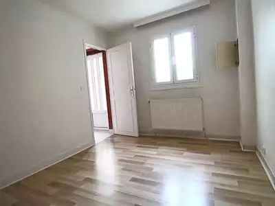 Maison, 77 m²