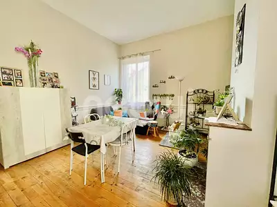 Immeuble, 408 m²
