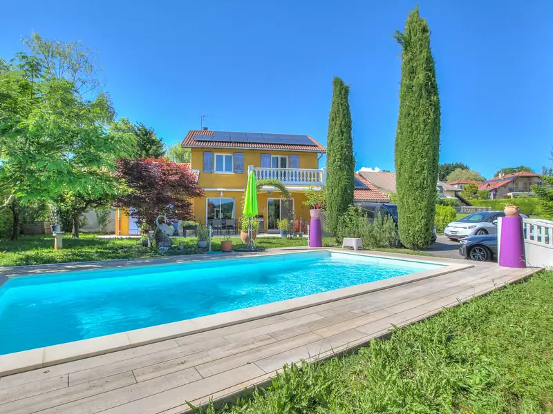 Maison, 115 m²