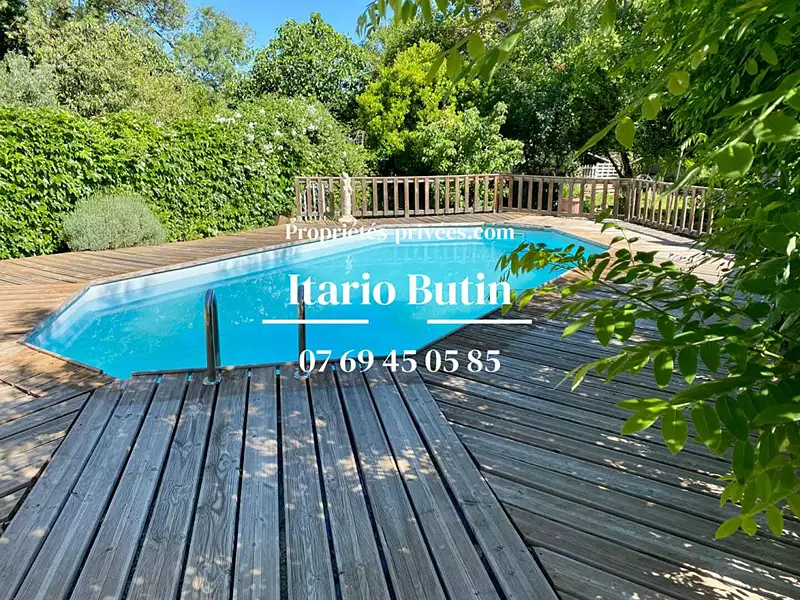 Maison, 184 m²
