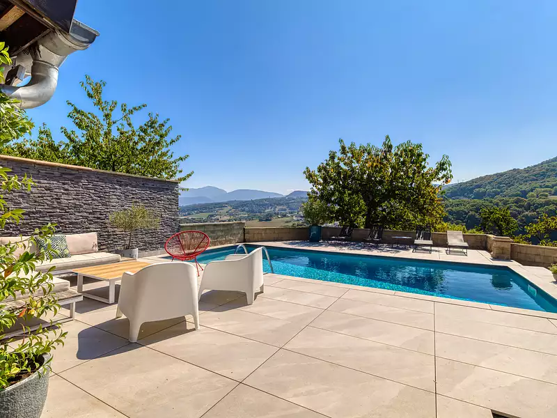 Maison, 243 m²