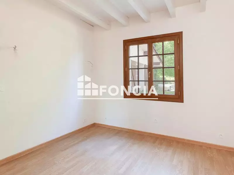 Maison, 165 m²