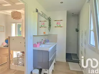 Maison, 195 m²
