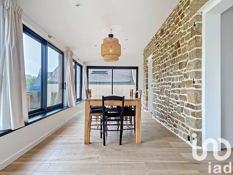 Maison, 216 m²