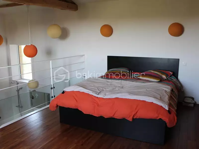 Maison, 230 m²