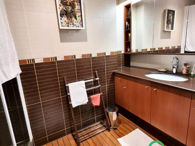 Immeuble, 223 m²