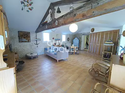 Maison, 165 m²