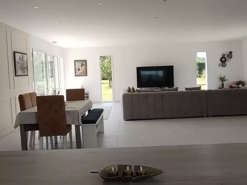 Maison, 207 m²