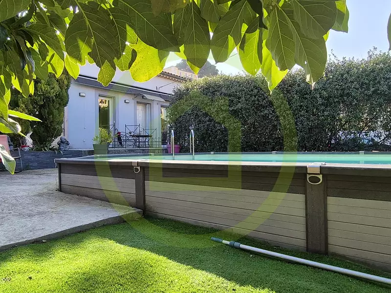 Maison, 93 m²