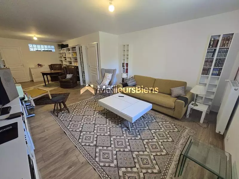 Maison, 271 m²