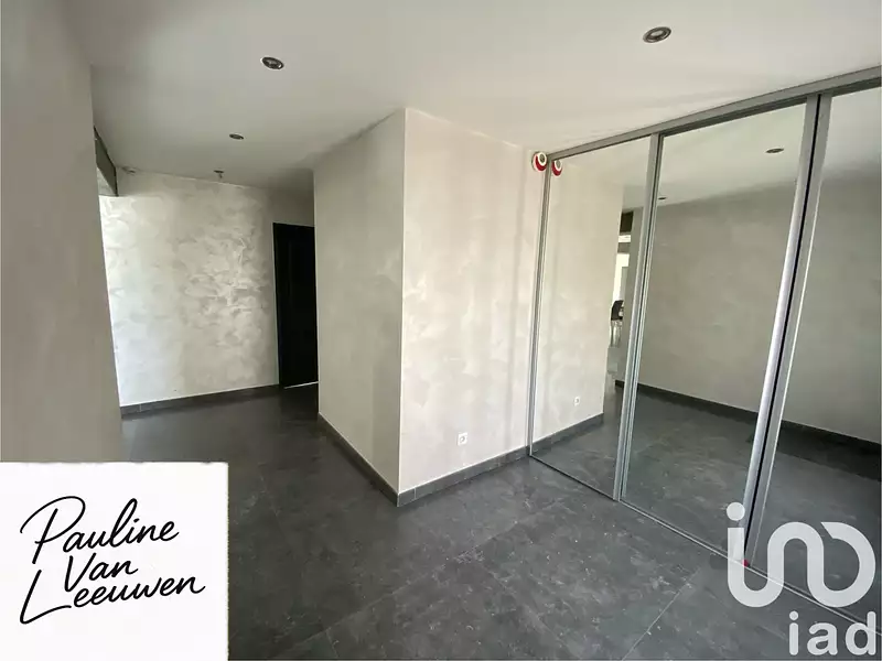 Maison, 215 m²