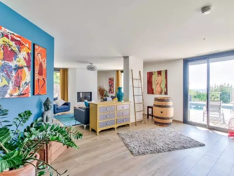 Maison, 287 m²