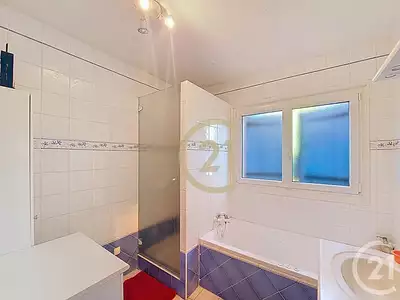 Maison, 179 m²