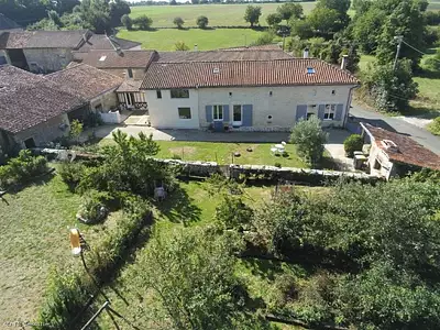 Maison, 195 m²