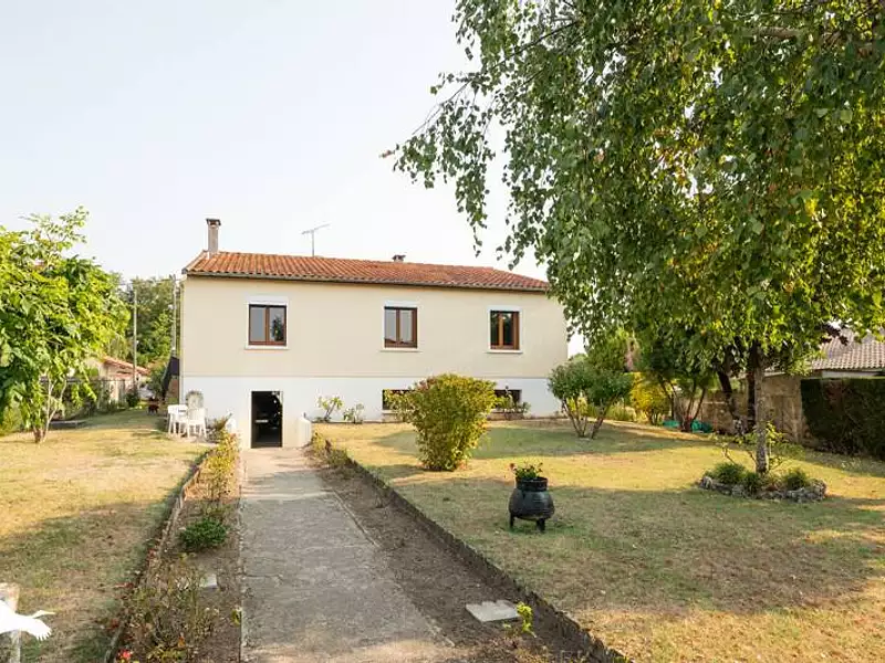 Maison, 119 m²