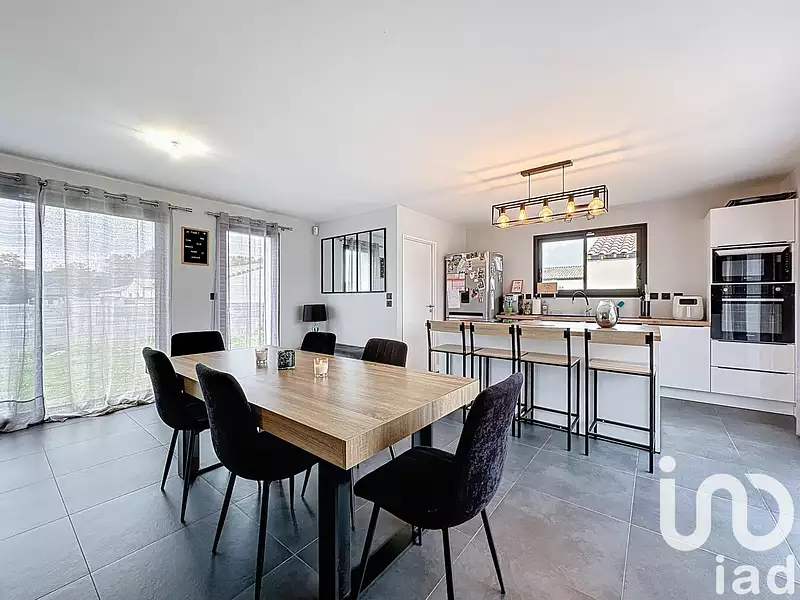 Maison, 105 m²