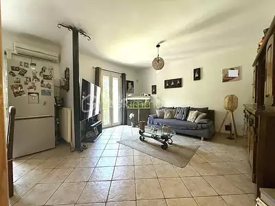 Maison, 77 m²