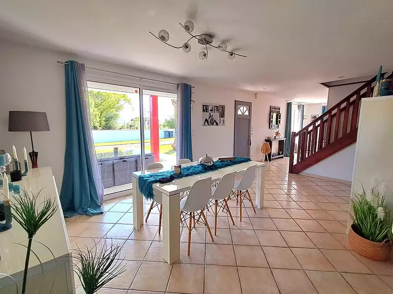 Maison, 147 m²