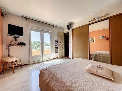 Maison, 245 m²
