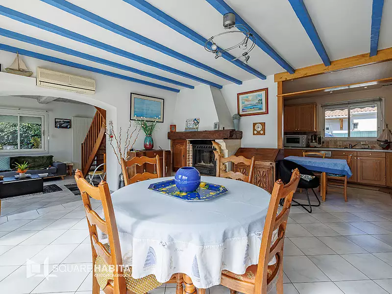 Maison, 182 m²