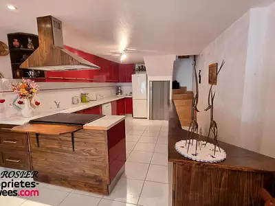 Maison, 190 m²