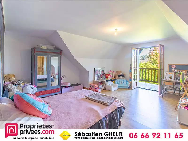 Maison, 290 m²