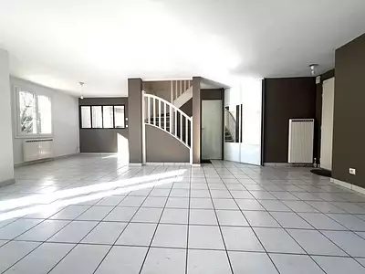 Maison, 160 m²