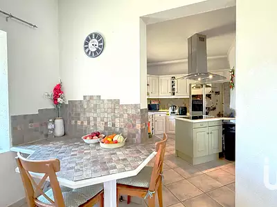 Maison, 320 m²