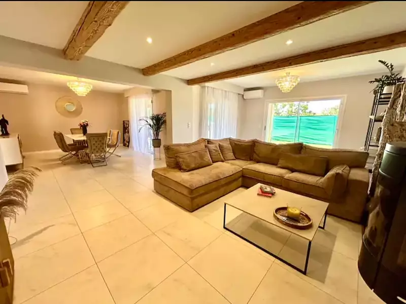 Maison, 209 m²