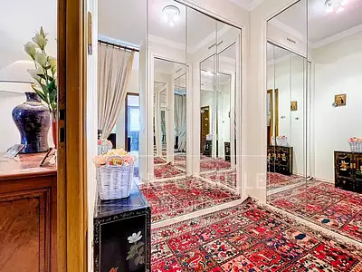 Maison, 230 m²