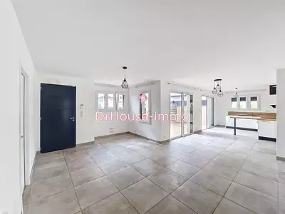 Maison, 102 m²