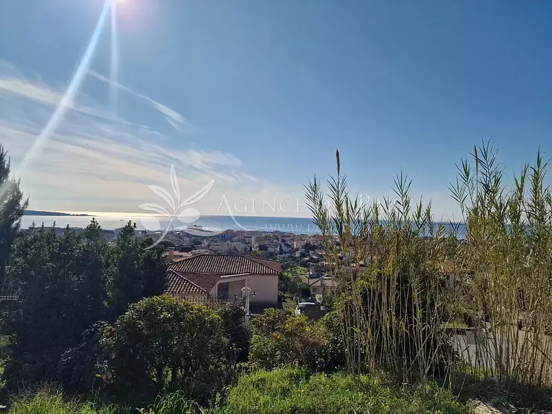 Terrain, 1 393 m²