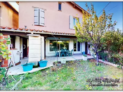 Immeuble, 162 m²