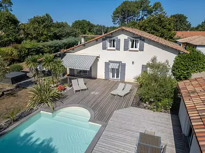 Maison, 231 m²
