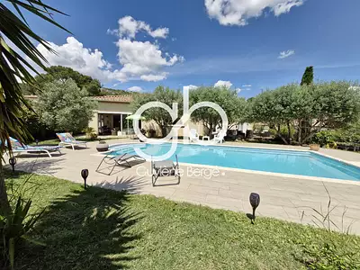 Maison, 192 m²