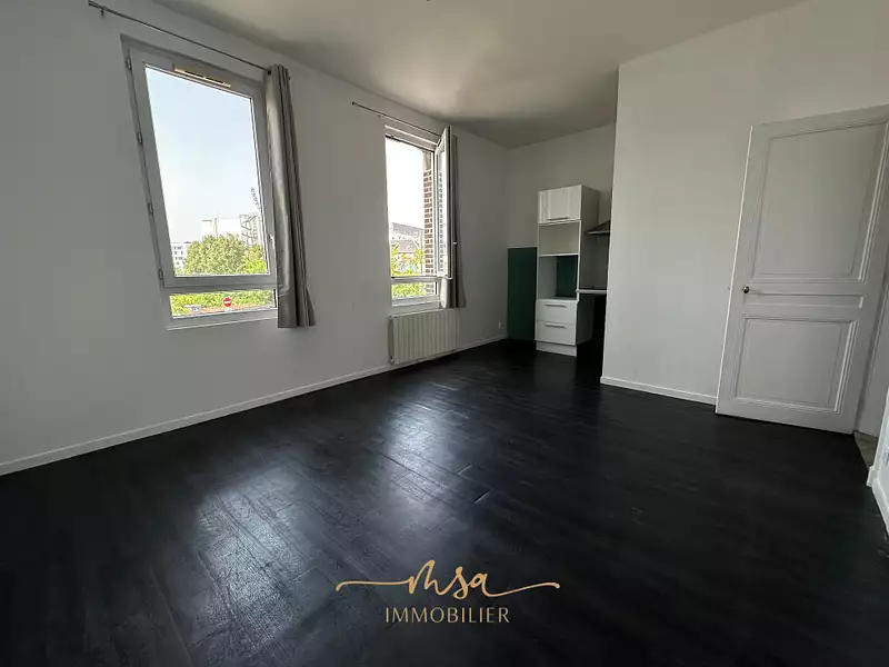 Immeuble, 352 m²