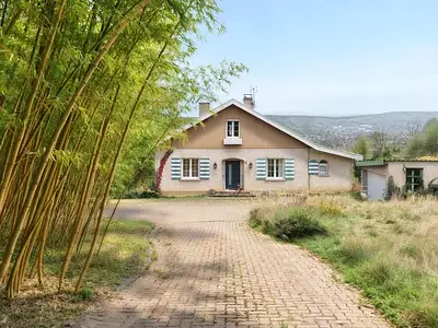 Maison, 234 m²