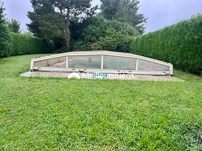Maison, 243 m²