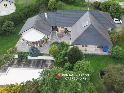 Maison, 305 m²