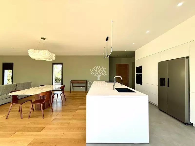 Maison, 164 m²