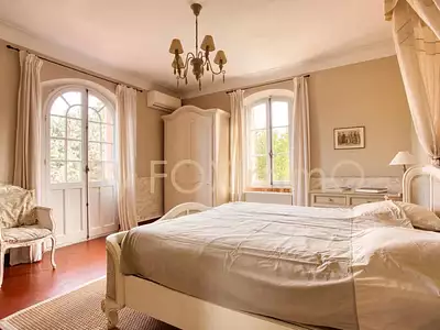 Maison, 267 m²