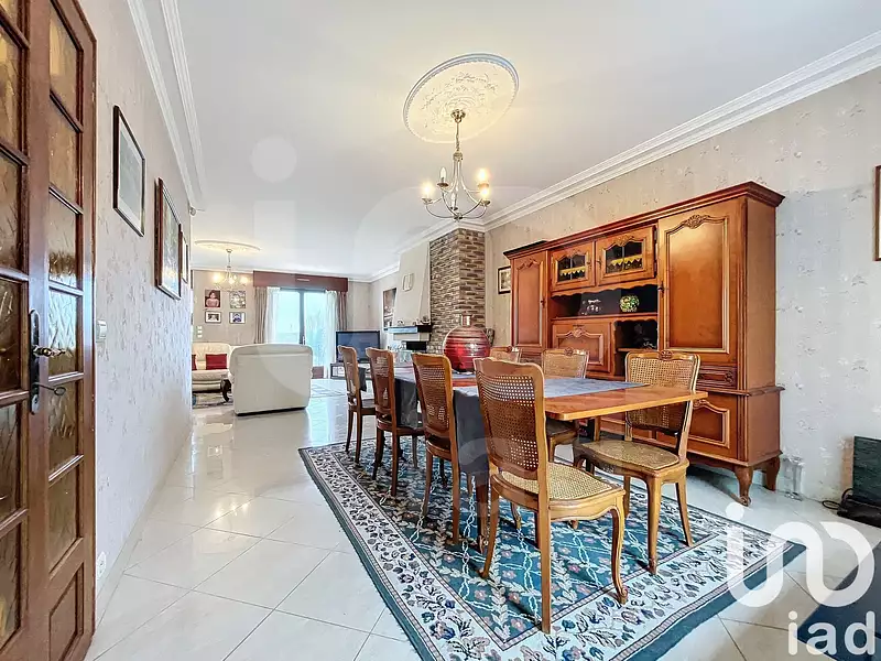 Maison, 190 m²