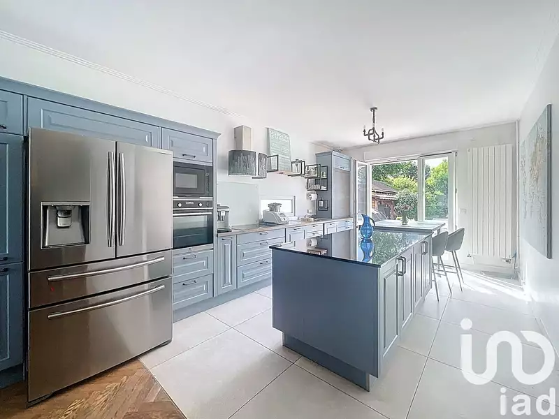 Maison, 180 m²